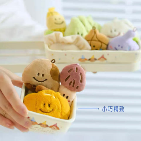 What Are We Going to Eat Miniature Plush Magnet Series