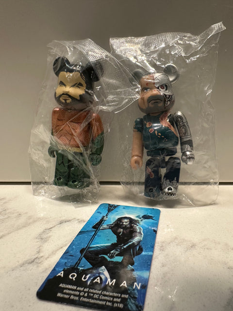 Sunday Claim Sale - Bear Brick aquaman and cyborg??