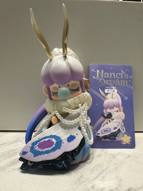 Sunday Claim Sale - Nanci Fancy Moth (reminds me of Gucci)